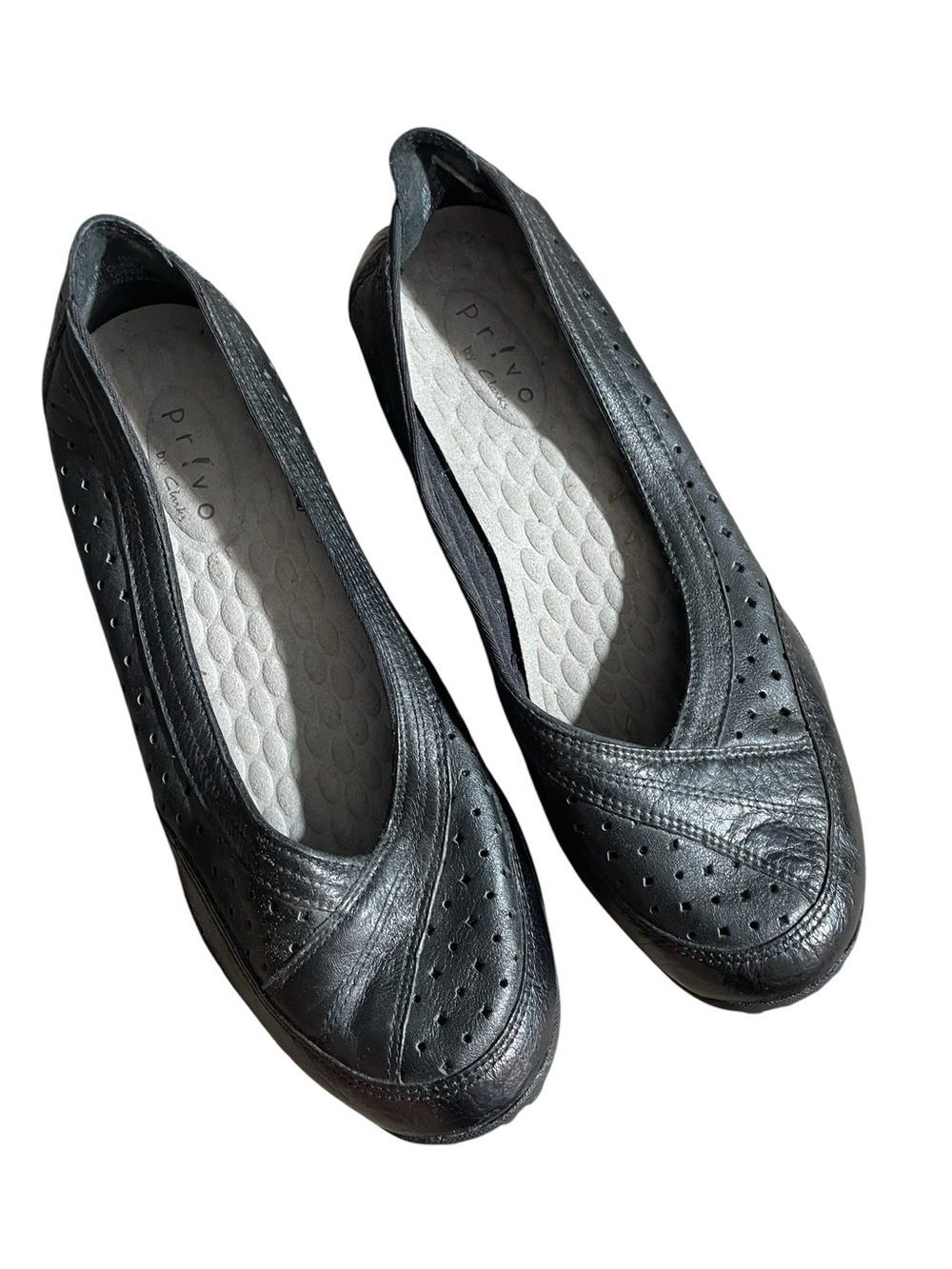 F9- Privo by Clark’s Black Perforated Leather Ballet Flats